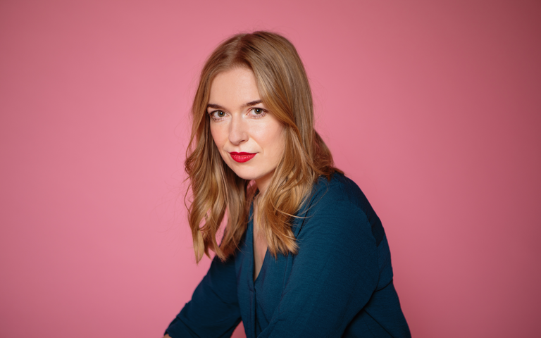 Porträt der Autorin Anne Dittmann | © Birte Filmer