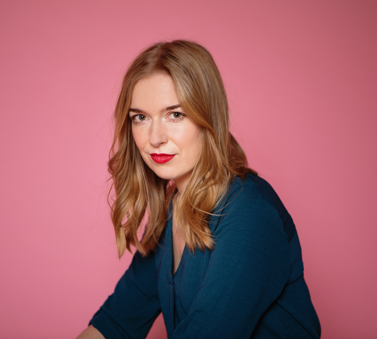 Porträt der Autorin Anne Dittmann | © Birte Filmer