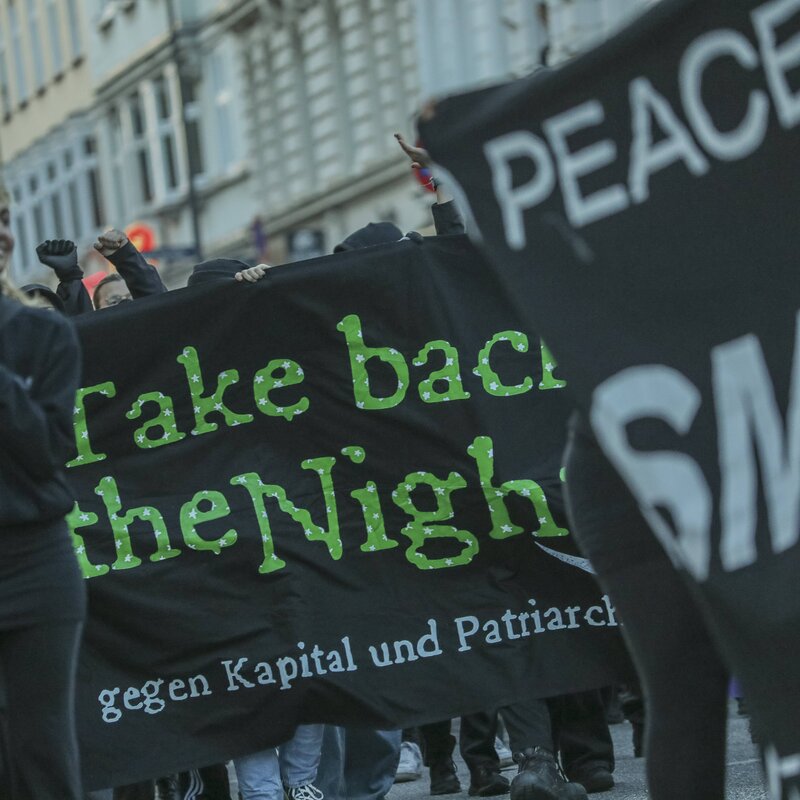 Take Back The Night Demo 2024 in Hamburg | Foto: IMAGO / Moritz Schlenk