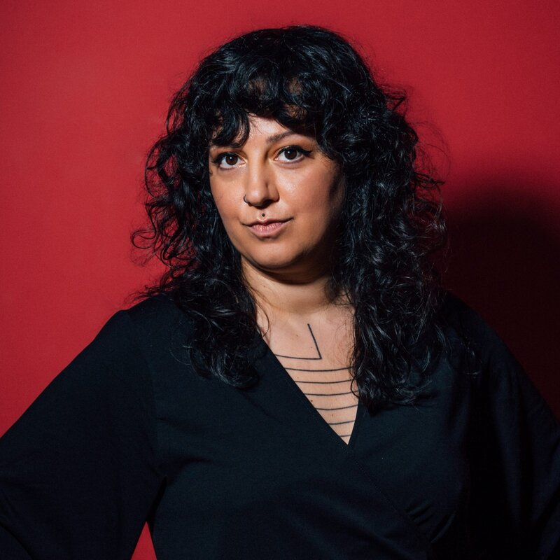 Foto der Autorin und Journalistin Sibel Schick. | © Foto: Benjamin Jenak Veto