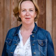 Karin Teichmnn im Porträt | © Andreas Schwarz