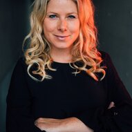 Natascha Sagorski im Porträt | © Ben Jenak